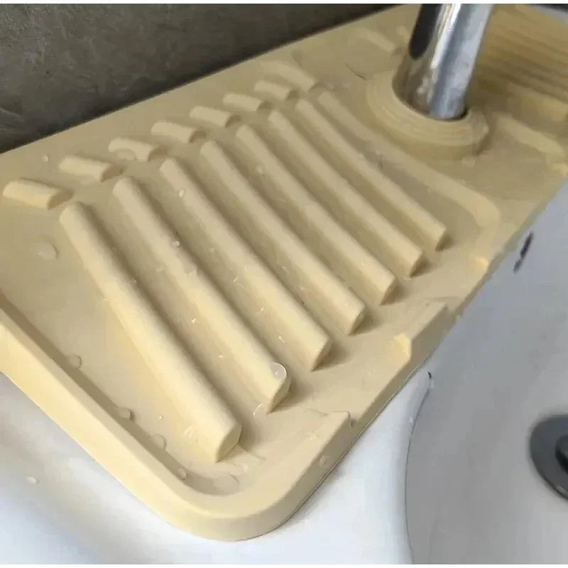 Silicone Absorbent Mat Splash Pad Kitchen Faucet Sink Countertop Drainage Mat Bathroom Countertop Protector Mat Kitchen Utensil