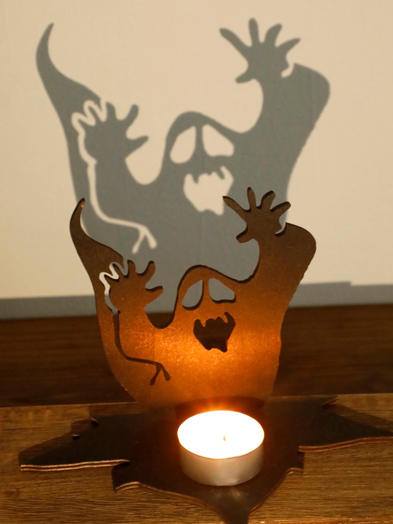 Halloween Wooden Ghost Candle Holder Spooky Tea Light Shadow Projector for Home Party and Haunted House Table Decorations Crafts